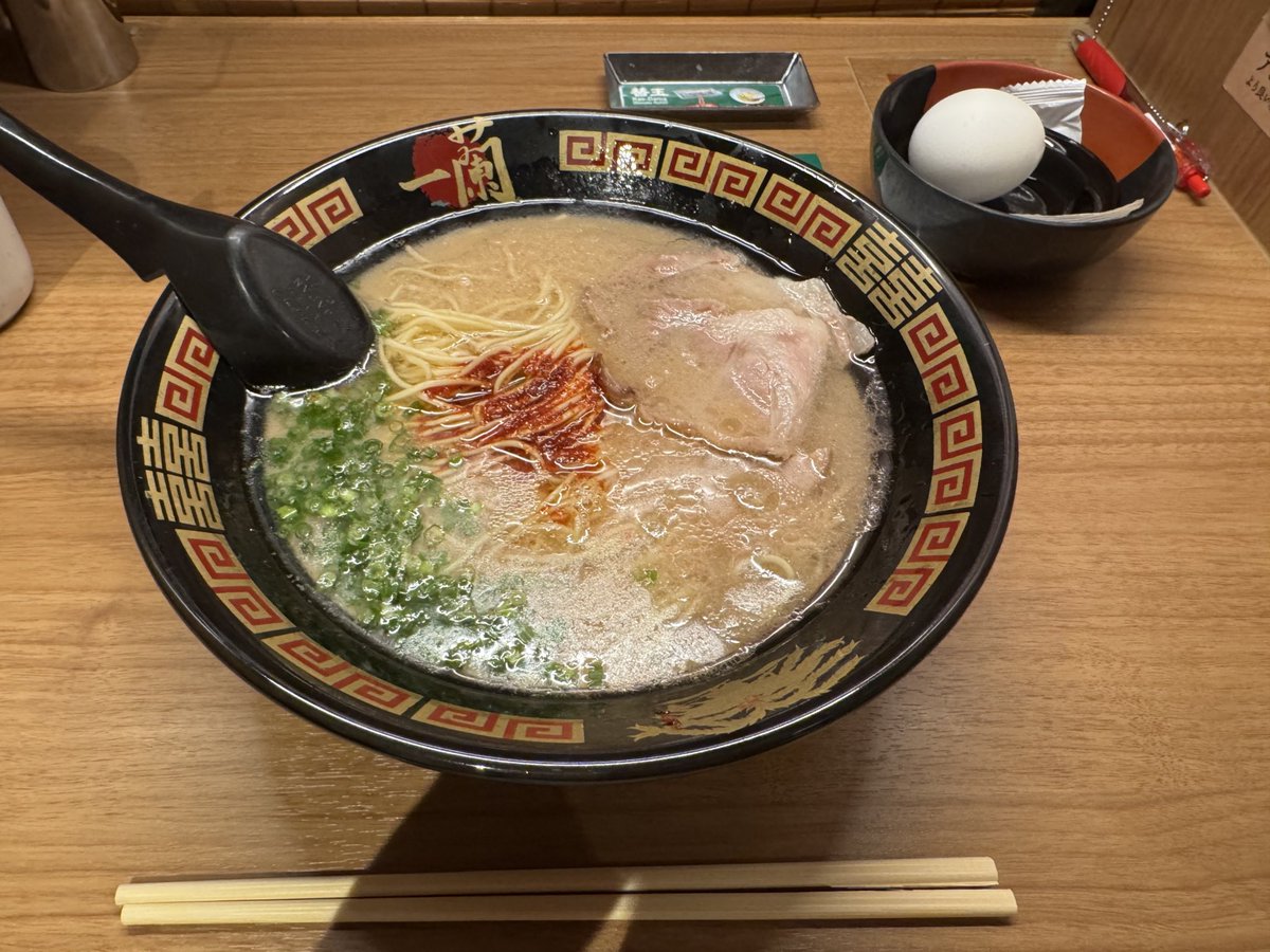 せんち tweet media