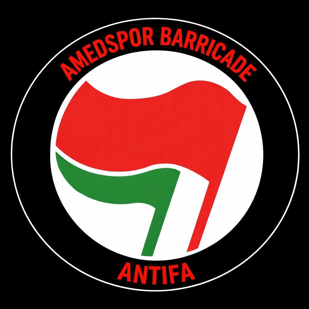 Barricade Antifa tweet media