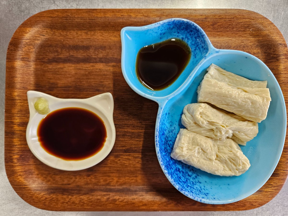 おはようございます🍀🌙

2026年2月12日(木)
天気：晴れ
最高気温：8℃

🍴週替わりランチ🍴
ハニーマスタード唐揚げ

11:30～15:00まで
(ラストオーダー14:45)

本日も皆様のご来店心よりお待ちしております。

#カフェ  #ゆば
#日光市 #日光