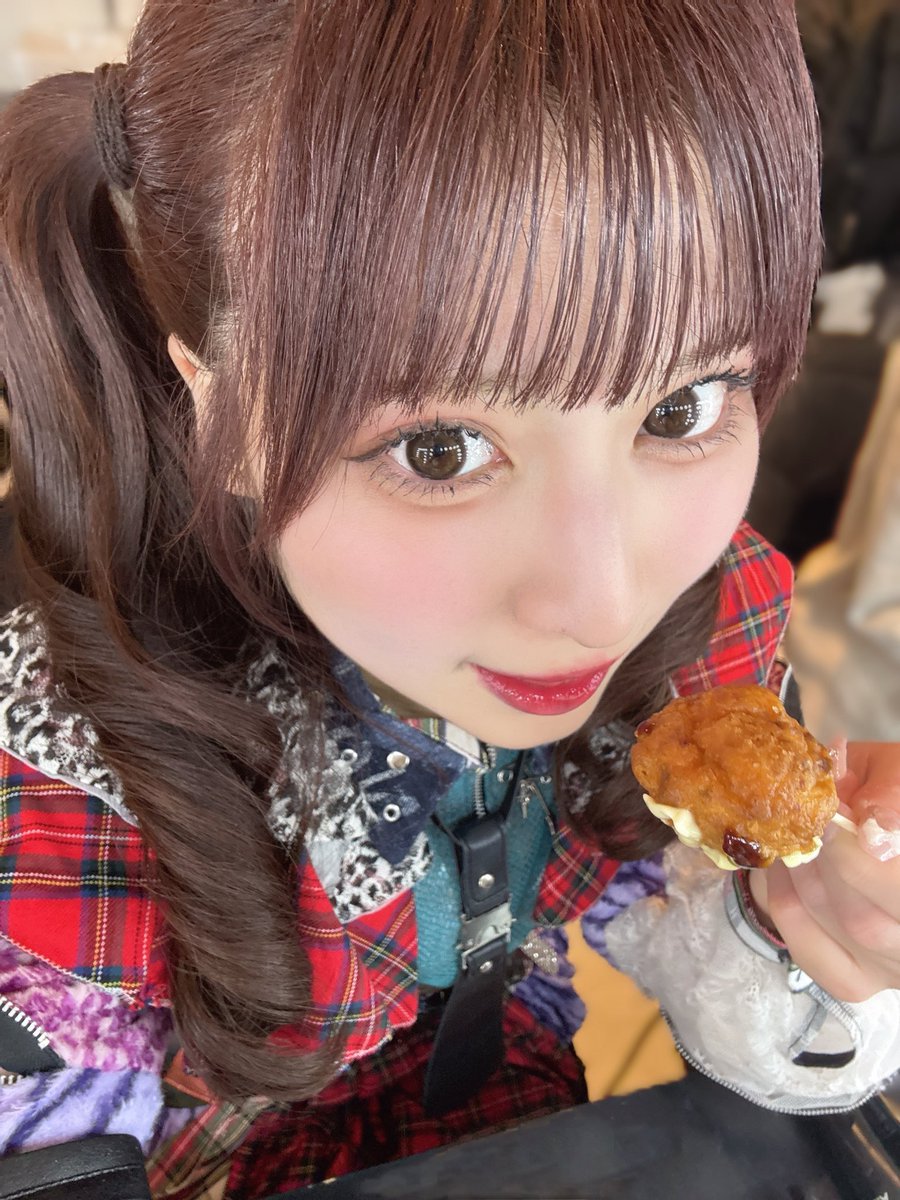 ひと口食べる？
#いただきまこふぃ