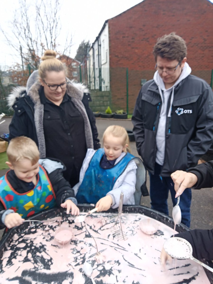 @MrsRSGC tweet media