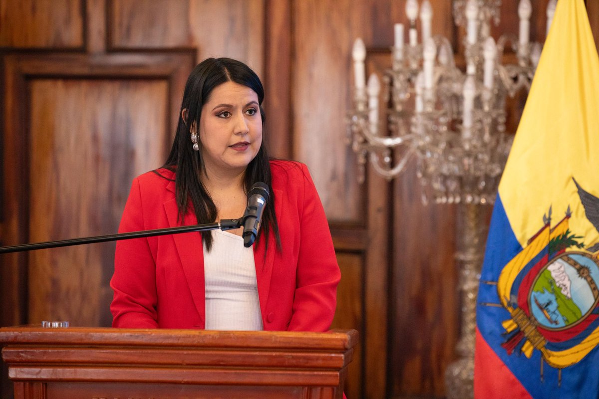 CancilleriaEc's tweet photo. El Viceministerio de Cooperación Internacional de la @CancilleriaEc, junto con @PNUDEcuador, inauguró la Academia de Finanzas para el Desarrollo Sostenible. Un espacio clave para alinear las finanzas públicas y privadas con la Agenda 2030. 🌍 https://t.co/5Kn7BQ0dle