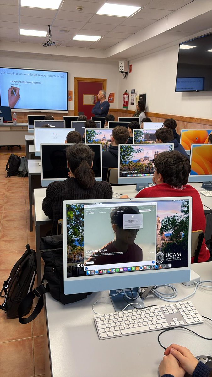 UCAM Teleco tweet media