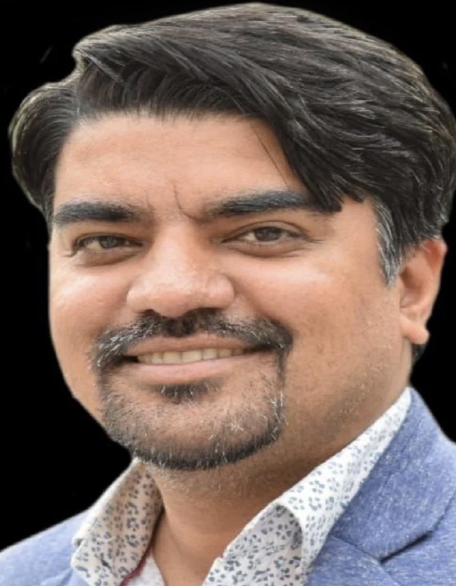 वरिष्ठ पत्रकार, प्रखर विचारक एवं पंडित जवाहरलाल नेहरू जी के विचारों के संवाहक आदरणीय भाई श्री<a href="/BabelePiyush/">Piyush Babele||पीयूष बबेले</a> जी को जन्मदिन की हार्दिक शुभकामनाएँ।आपकी निर्भीक लेखनी, गहन दृष्टि और वैचारिक प्रतिबद्धता लोकतंत्र,सामाजिक चेतना को ऐसे ही मजबूती प्रदान करती रहे प्रभु से यही प्रार्थना है।