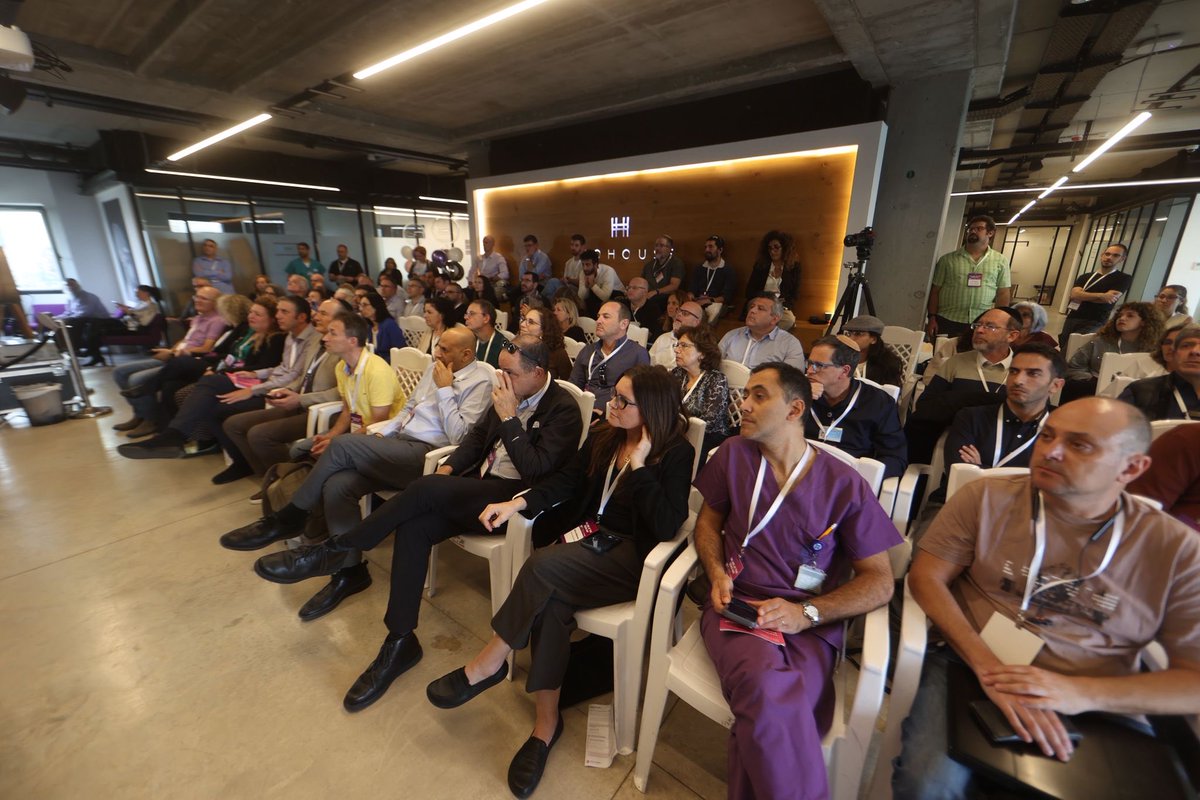 Jonny Caplan tweet media