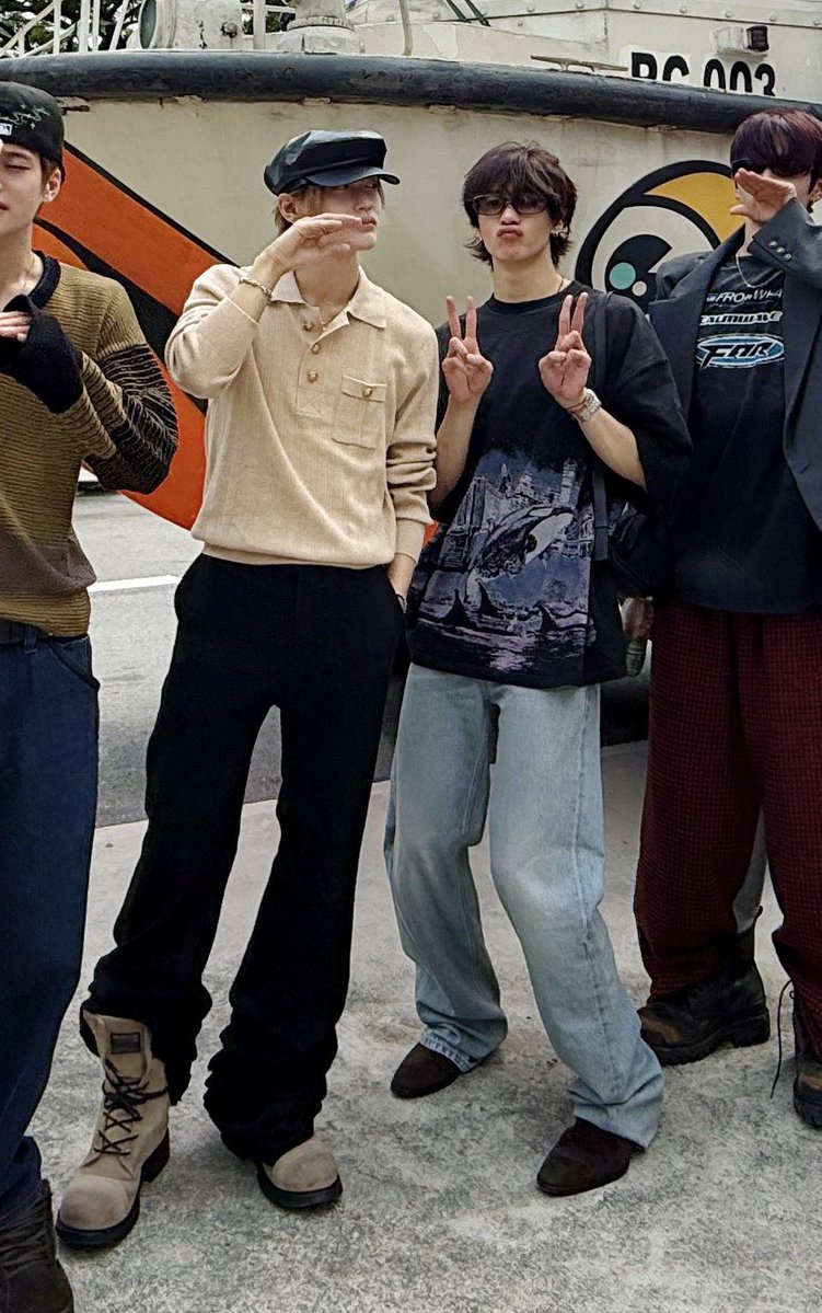 me when i match my girl’s height so she doesnt feel insecure #goals