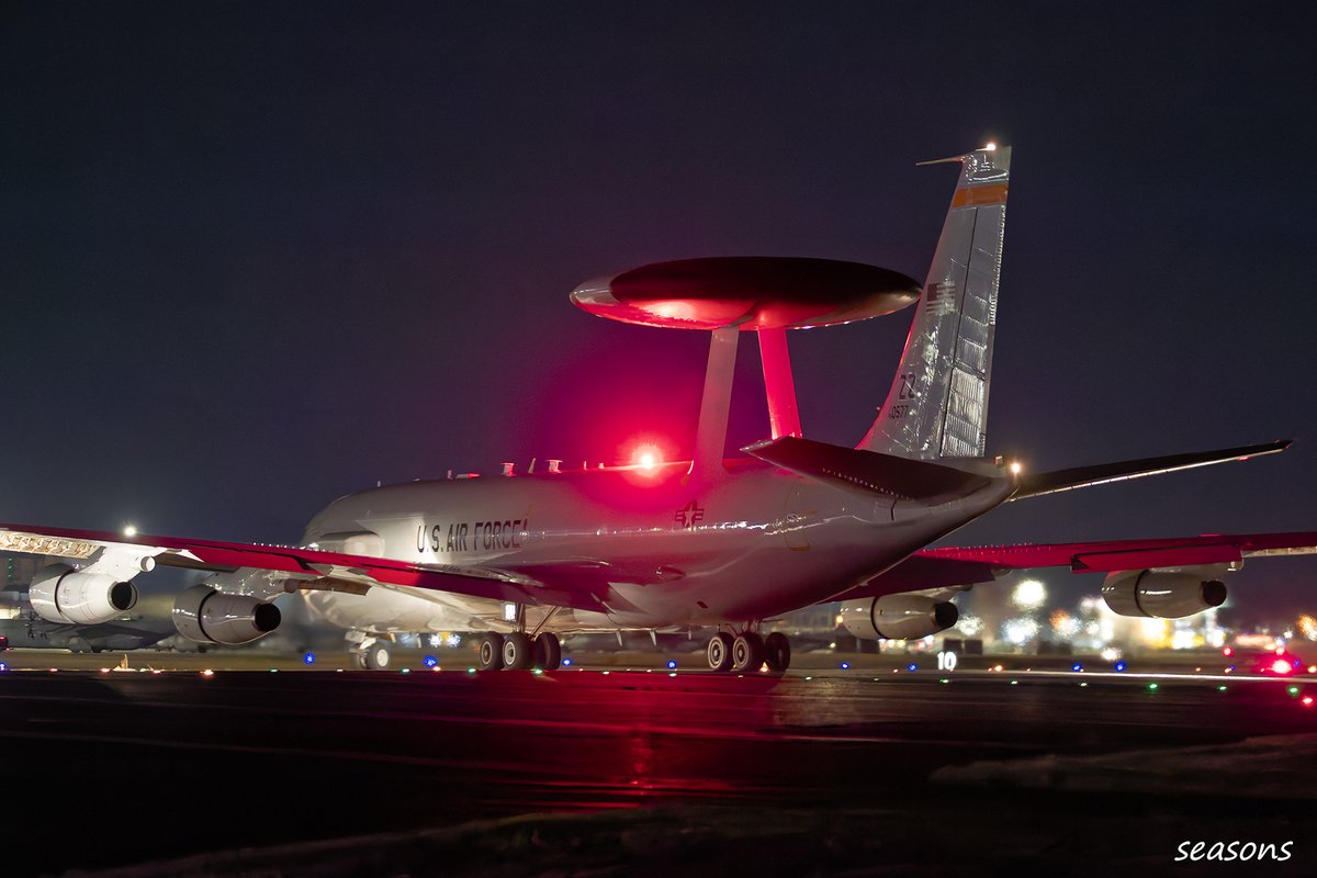 Seasons4100's tweet image. 2026/2/11 TY
今日はシャッター押さないで終わりかと思ったら～
浪人(大皿)が来てくれました🙏
ZZ E3G 78-0577
やっぱり夜逃げでいつものメンバーも集まっていました👍
A3開通していなくてバックタキシーでした🤔
#E3