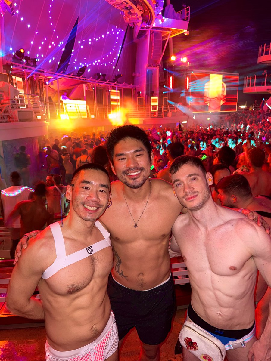 Kingopher 👑 tweet media