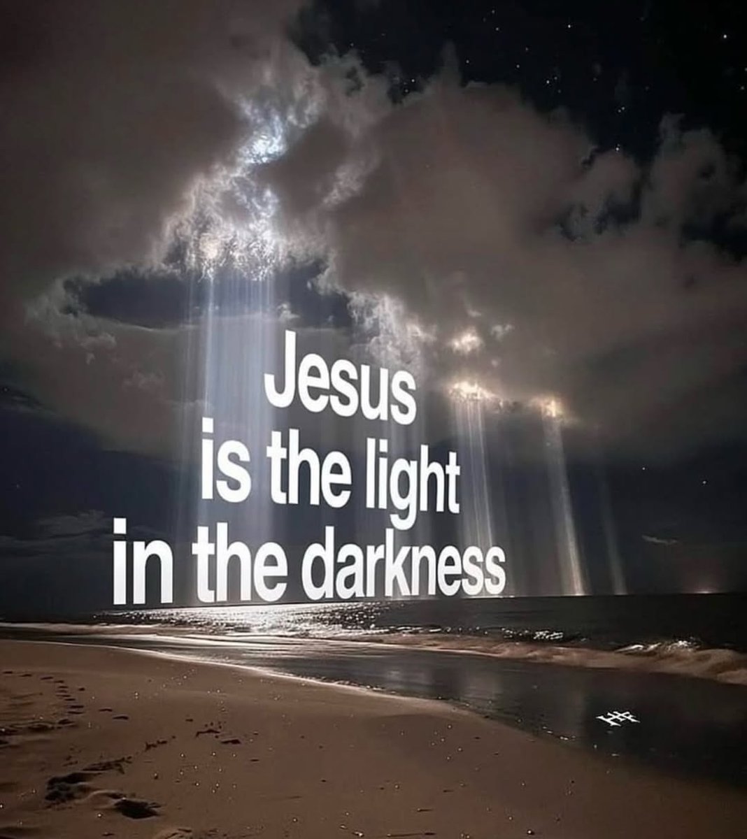 Katmaryb's tweet photo. Good Wednesday morning ☀️ 

Jesus is the light in the darkness https://t.co/GHXl8KE7mp