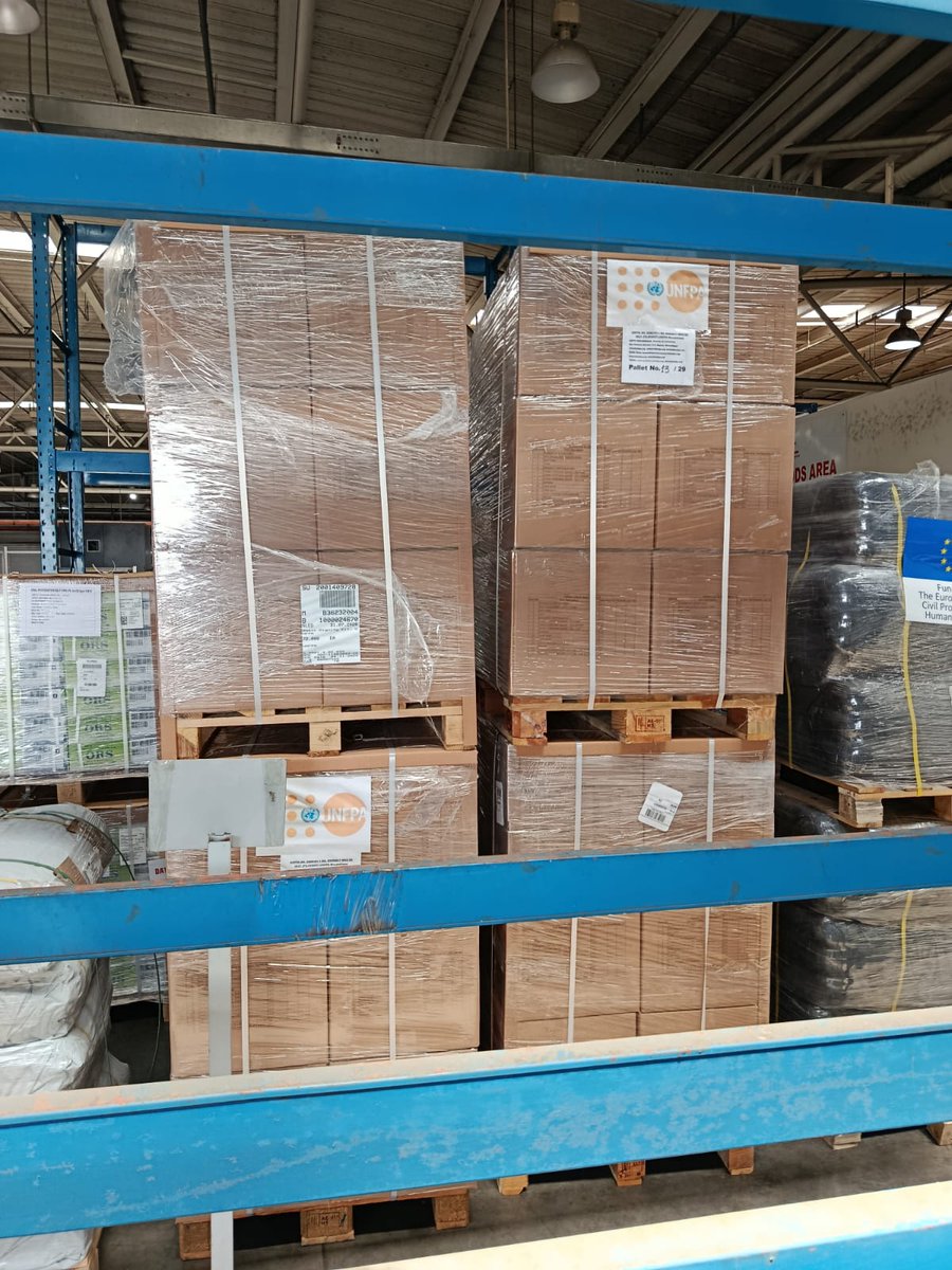 UNFPAMocambique's tweet photo. Acting before disaster strikes saves lives.

With support from @UNCERF, UNFPA is deploying mobile reproductive health &amp; GBV teams, delivering health kits, supporting maternal care &amp; distributing hygiene supplies ahead of #CycloneGezani.

Early action protects women &amp; girls. https://t.co/HgqVXolLh3