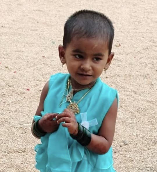 jsuryareddy's tweet image. Horrific, 2 Children were Killed after a School Bus Ran Over them in Bengaluru

Reportedly 2 children were killed when a #SchoolBus hits their scooter and #RanOver them in front of one of the child’s father, near the police quarters at #Thanisandra, #Hennur in #Bengaluru on