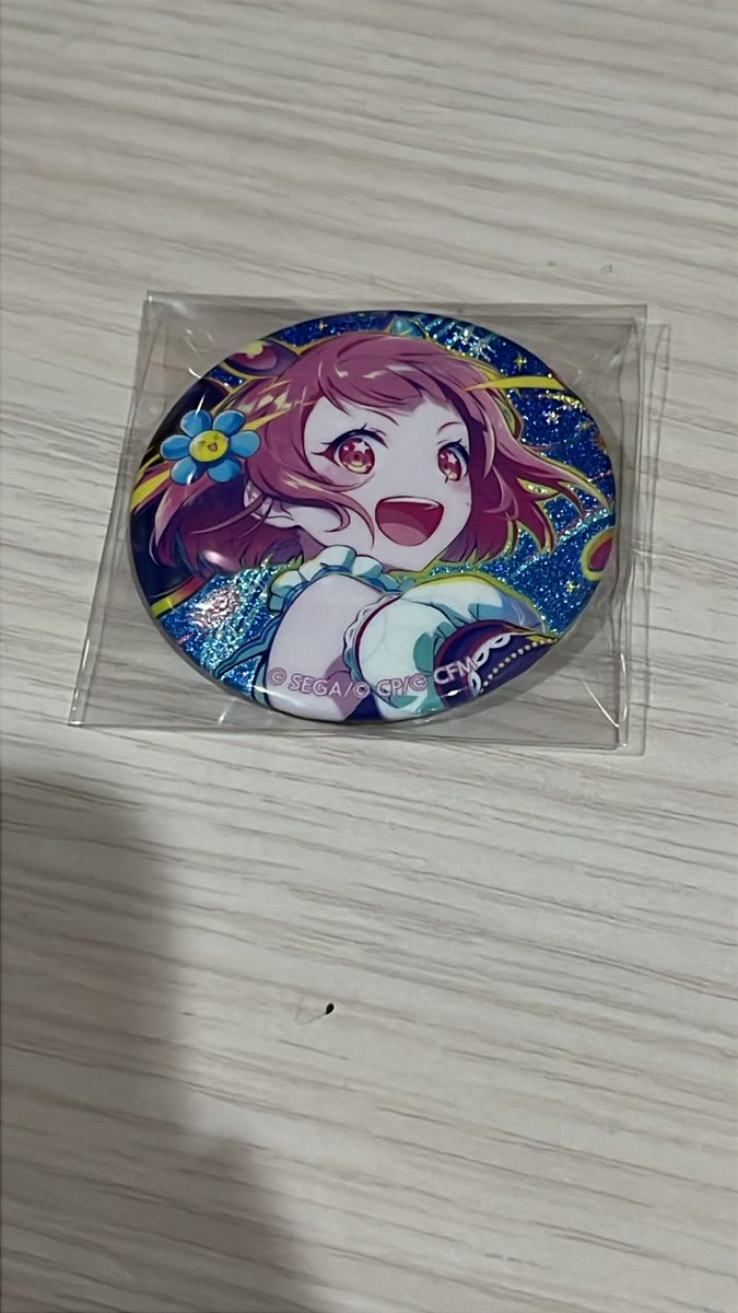 rt klo mw aja (helpful) 

ada anak uwiw yg mau pin emu ini ngak yah? tadinya buat dikasih orang tapi gajadi, jadi buat fens emu yg mw boleh tek (ril fens, jangan dijual lagi ya 😭😭😭) (i males jual lg) 

ambilnya nnt dr tmen ak nnt di area uwiw, thank u :3