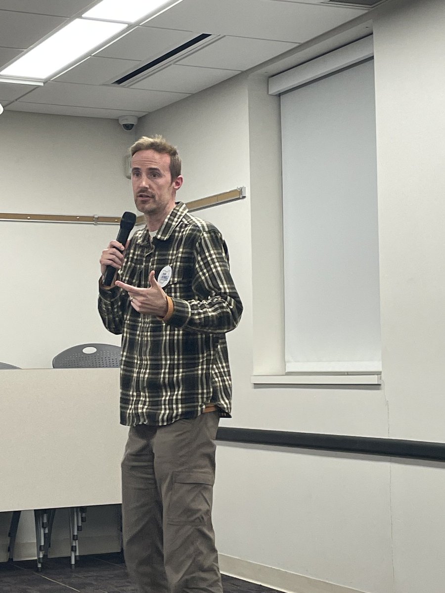 Nice seeing our friends in Berea at last night's Berea Democratic Club meeting.