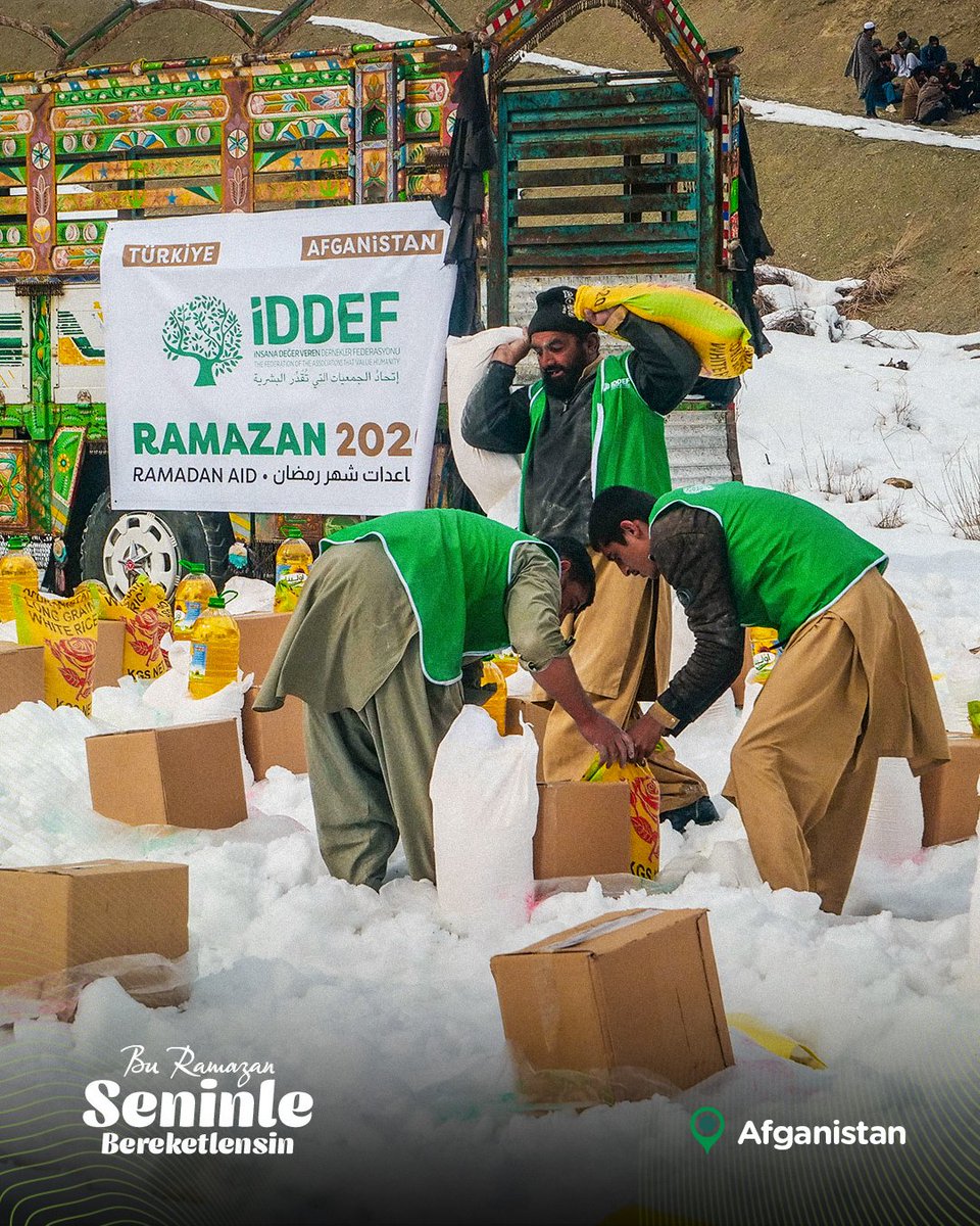 iddef's tweet image. Ramazan-ı Şerif’e sayılı günler kala Afrika, Asya ve Balkanlarda Ramazan kumanyalarımızı hazırlıyoruz.

Her paket; bir tencere kaynasın, aileler Ramazan’ı biraz daha huzurla karşılasın diye yola çıkıyor.

Hazırlanan kumanyalar, ihtiyaç sahibi mazlum kardeşlerimize ulaştırılarak…