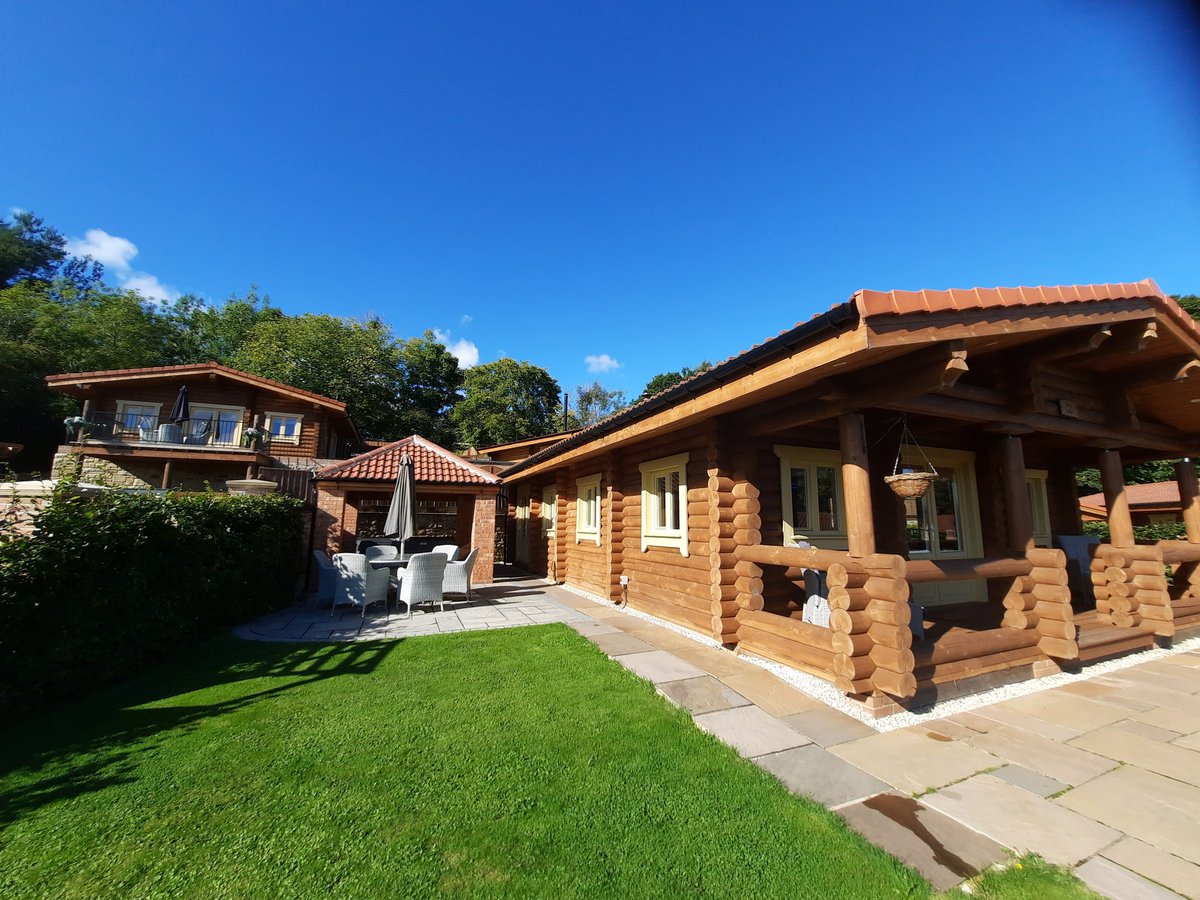 ThisisDurham's tweet image. Spring getaway loading… Unwind in a luxury hot tub lodge at @vindomora Country Lodges.

Perfect for romantic breaks, family getaways, or a relaxing retreat surrounded by nature: lnk.bio/s/vindomora #nextstopdurham #springbreaks