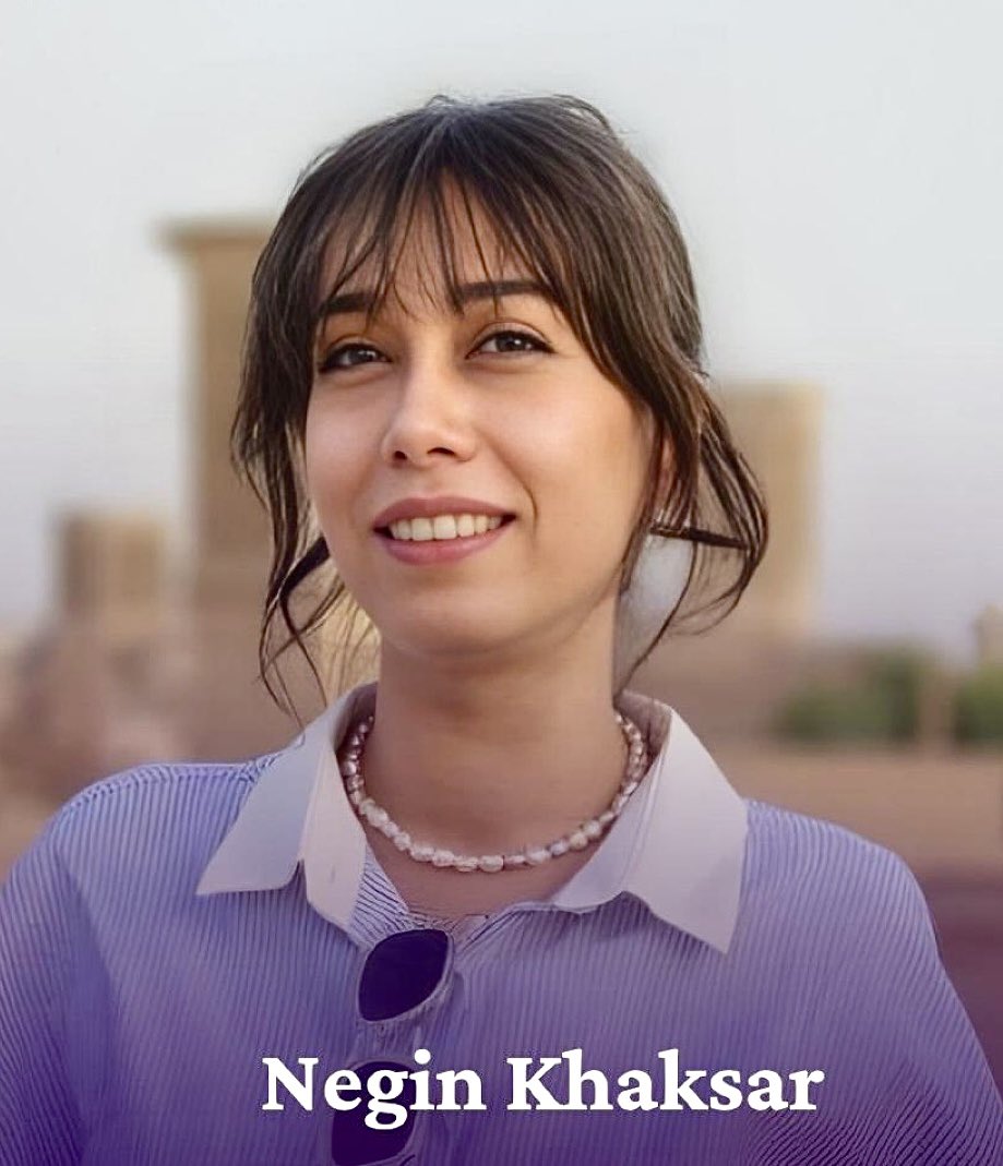 Bijan63's tweet photo. Update #IranProtests (198):

Dit is Negin Khaksar (30) een getalenteerde pianiste uit Teheran.
Ze werd op 12 januari gearresteerd door repressietroepen van het Iraanse criminele regime vanwege haar deelname aan protesten.
Ze mocht pas één dag na haar arrestatie haar familie bellen. Sindsdien weet niemand waar ze is of wat er met haar is gebeurd.
Haar familie vreest dat ze mogelijk al in het geheim is geëxecuteerd door het regime.
Stille executies vinden momenteel in heel Iran plaats, en gearresteerde demonstranten zijn geëxecuteerd zonder dat hun families daarvan op de hoogte zijn gesteld.
Haar leven is in gevaar.
Wees s.v.p. haar stem. #IranMassacre