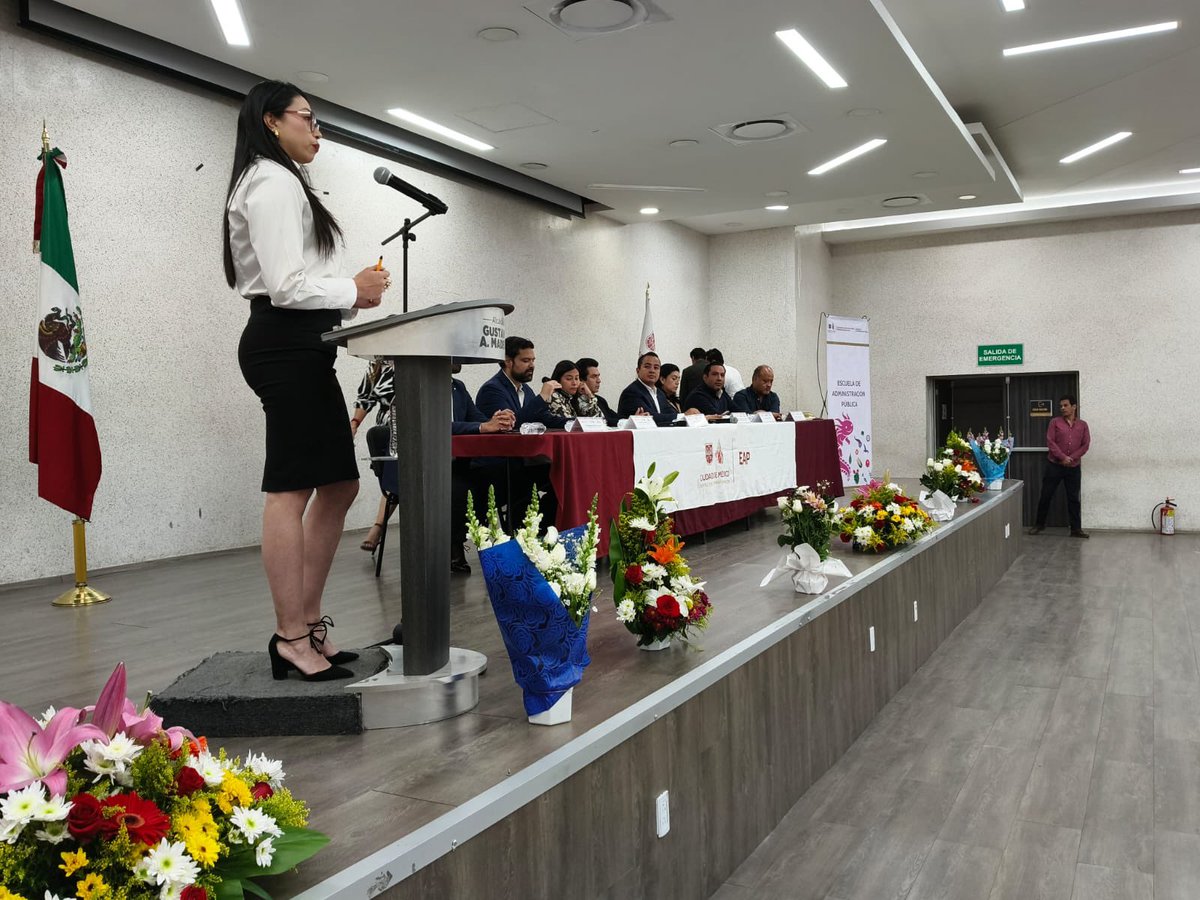 maggiefabila's tweet photo. Se otorgaron 83 constancias del curso Honestidad, ética publica y responsabilidades administrativas, que sin duda harán mejores personas servidoras públicas en @TuAlcaldiaGAM
Capacitarse es responsabilidad de tdas y tdos, Alcalde @yancolozano felicidades por impulsar a su equipo https://t.co/fAHXssnm80