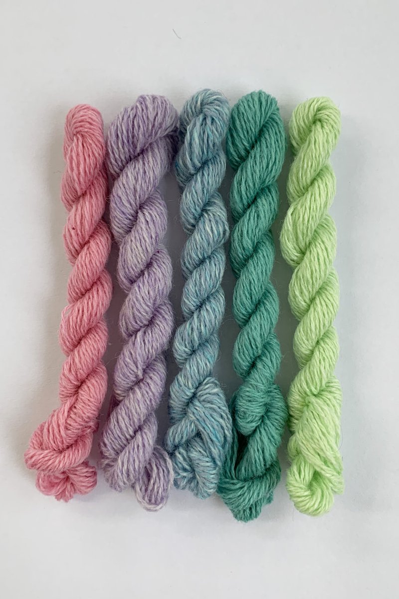 collingwoodnorr's tweet image. I love creating colour palettes, and adding colour as I mend. 
These are some new smaller packs of cashmere yarn for visible mending that I’ve just added to my website 

collingwoodnorrisdesign.com/visible-mendin…

#cashmere #visiblemending #colourpalette #yarn
