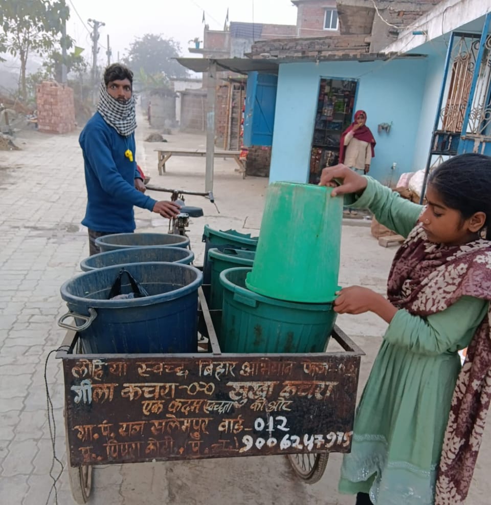 EcMotihari's tweet photo. #SBMG/#LSBA #Panchayat across various #Block carrying daily dry & wet waste collection ensuring #SystematicProcessing, #ScientificDisposal, #EffectiveSolidWasteManagement to maintain #Cleanliness promoting #SustainableSanitation practices in #RuralAreas.
@Dm_Motihari @LSBA_Bihar https://t.co/8kA2PcCy1o