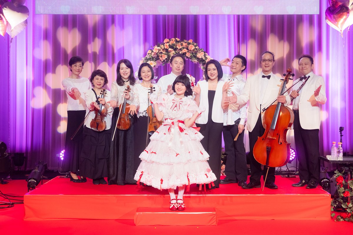 yui_ogura_815's tweet photo. ❤️Yui's＊company.社員総会2026
       ～甘い香りに誘われて♡～
    with music by baladin pops🎀

ありがとうございました〜🥰

バラダンさんの生演奏が本当に素敵で
心地よく、とても贅沢な時間を
過ごすことができました。。✨

トークパートも楽し��った〜♪
昭和ゆいのファンにもなってくれたかな？
#チョコメモ もたくさん聴いてください🍫

夏のツアーも、今からお楽しみに🧜‍♀️🫧

あま〜〜い♡

#社員総会2026 #甘い香りに誘われて