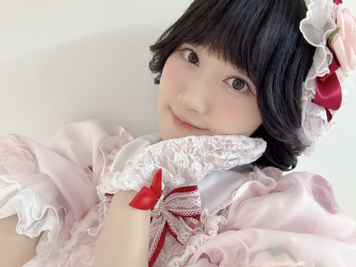 yui_ogura_815's tweet photo. ❤️Yui's＊company.社員総会2026
       ～甘い香りに誘われて♡～
    with music by baladin pops🎀

ありがとうございました〜🥰

バラダンさんの生演奏が本当に素敵で
心地よく、とても贅沢な時間を
過ごすことができました。。✨

トークパートも楽し��った〜♪
昭和ゆいのファンにもなってくれたかな？
#チョコメモ もたくさん聴いてください🍫

夏のツアーも、今からお楽しみに🧜‍♀️🫧

あま〜〜い♡

#社員総会2026 #甘い香りに誘われて