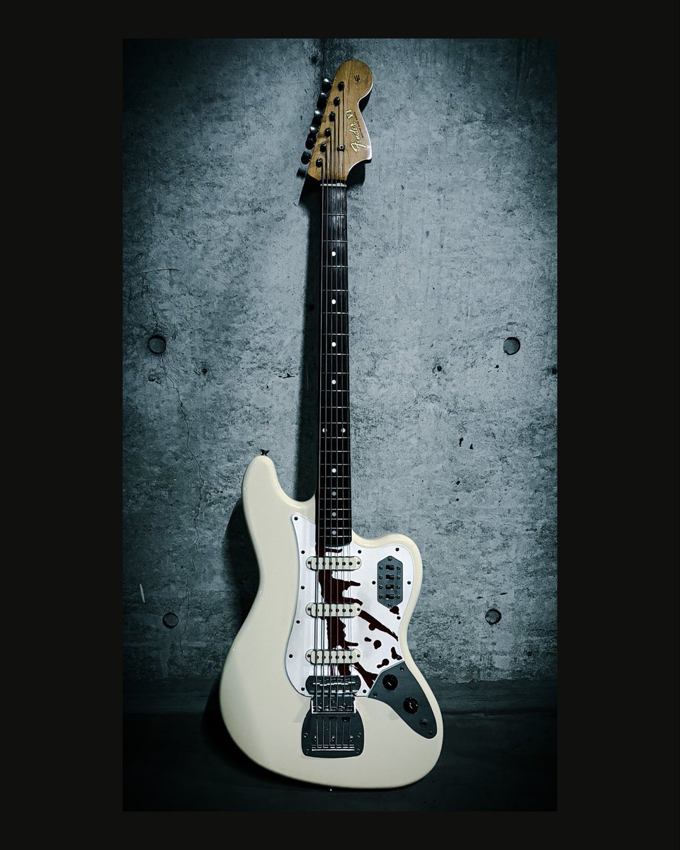 <a href="/shilfeeandtulip/">full川tomo</a> 予備知識/補足 という名の㋚
今作は期せずしてBass VIが大活躍でした
RecだとGitarre以外にも沢山の楽器を演奏しますが 楽曲の調和へ更に色濃く反映されている様な 結果論寄りでは有るのですが 各曲を繋ぐ１つの架橋とも

具体的には…だと面白味も無いので 其処は試聴する迄のお楽しみにと #Bass6