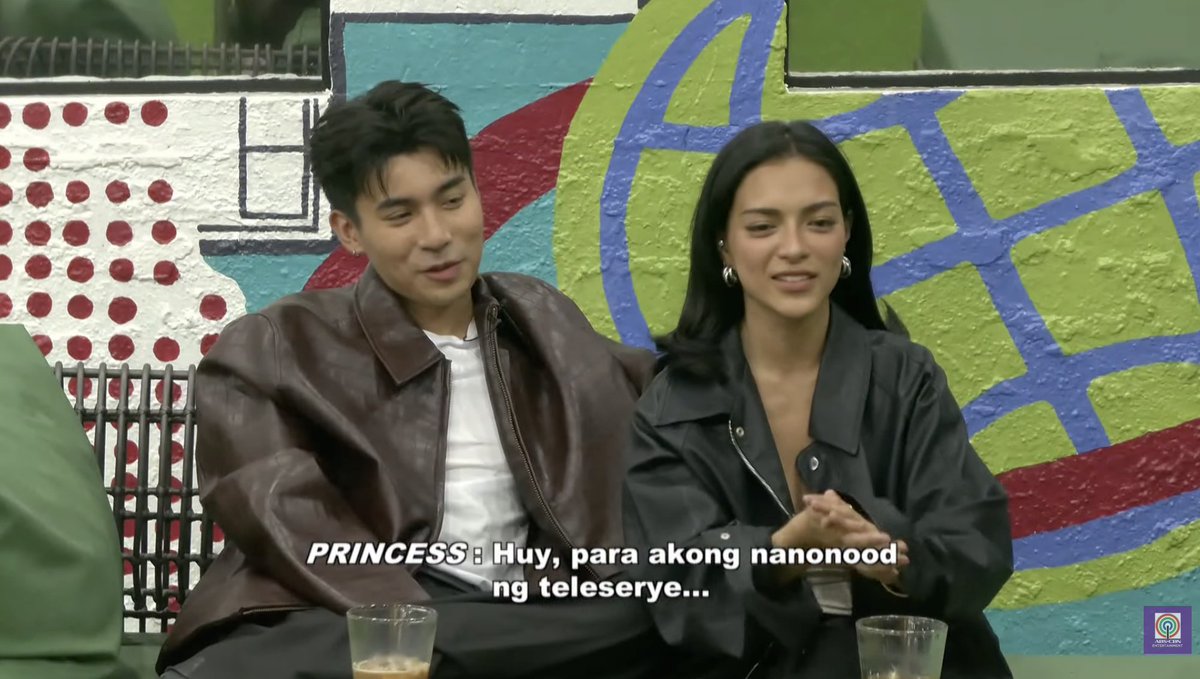 PBBabscbn's tweet photo. Na para bang mhie at dhie!

#PBBCollab20HotelBB https://t.co/UIJ9elpTGt