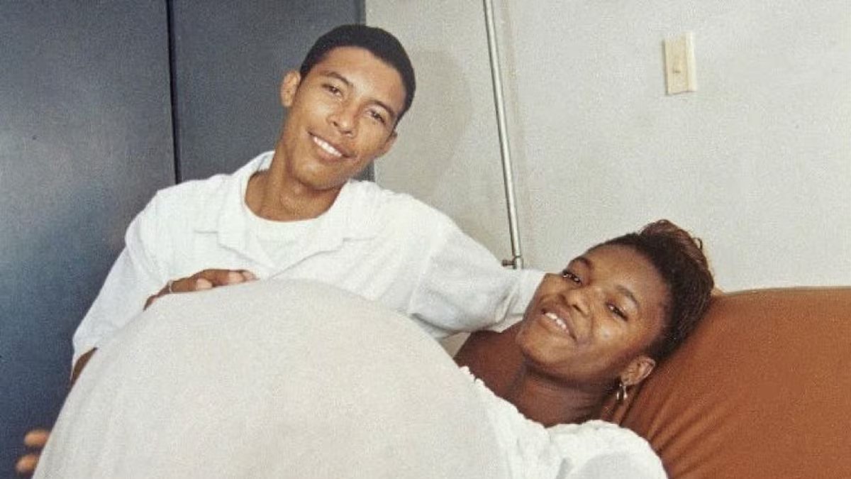 POV: Abelardo llevando sus firmas a la registraduría