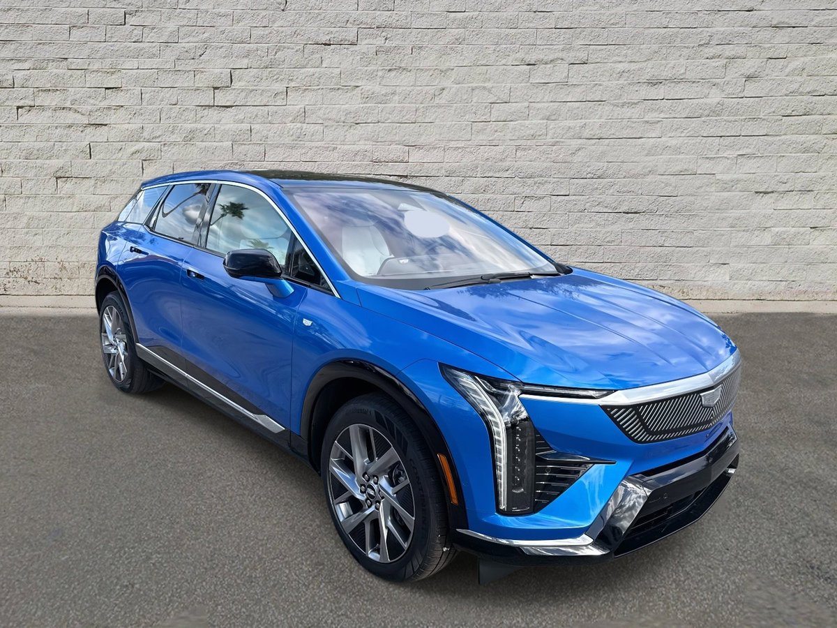 FieldsAuto's tweet image. Unmistakably #Cadillac. ⚡2026 #CADILLAC #OPTIQ Luxury in Coastal Blue Metallic with Gray interior, estimated 307 mile electric range, Wireless Phone Charging and Vision Enhanced Automatic Parking Assist. 

Call (855) 275-8873 or visit bit.ly/4csc1Ki | Stock No. TS131006