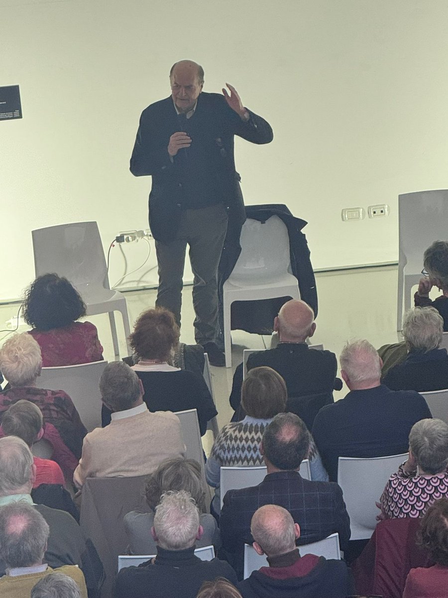 Pier Luigi Bersani tweet media