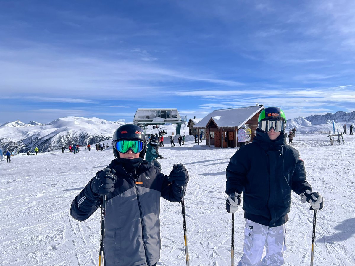 Hulme Hall Grammar tweet media