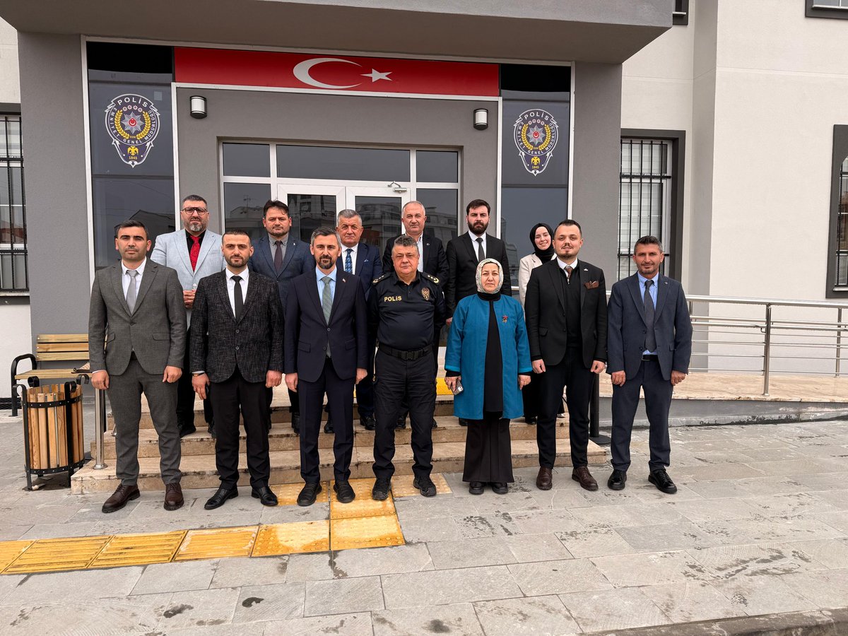 İlçe Emniyet Müdürü Murat Soysay'ı, İlçe Başkanımız Sayın Muhammet Ali Yılmaz ve yürütme kurulumuz ile birlikte ziyaret ettik.