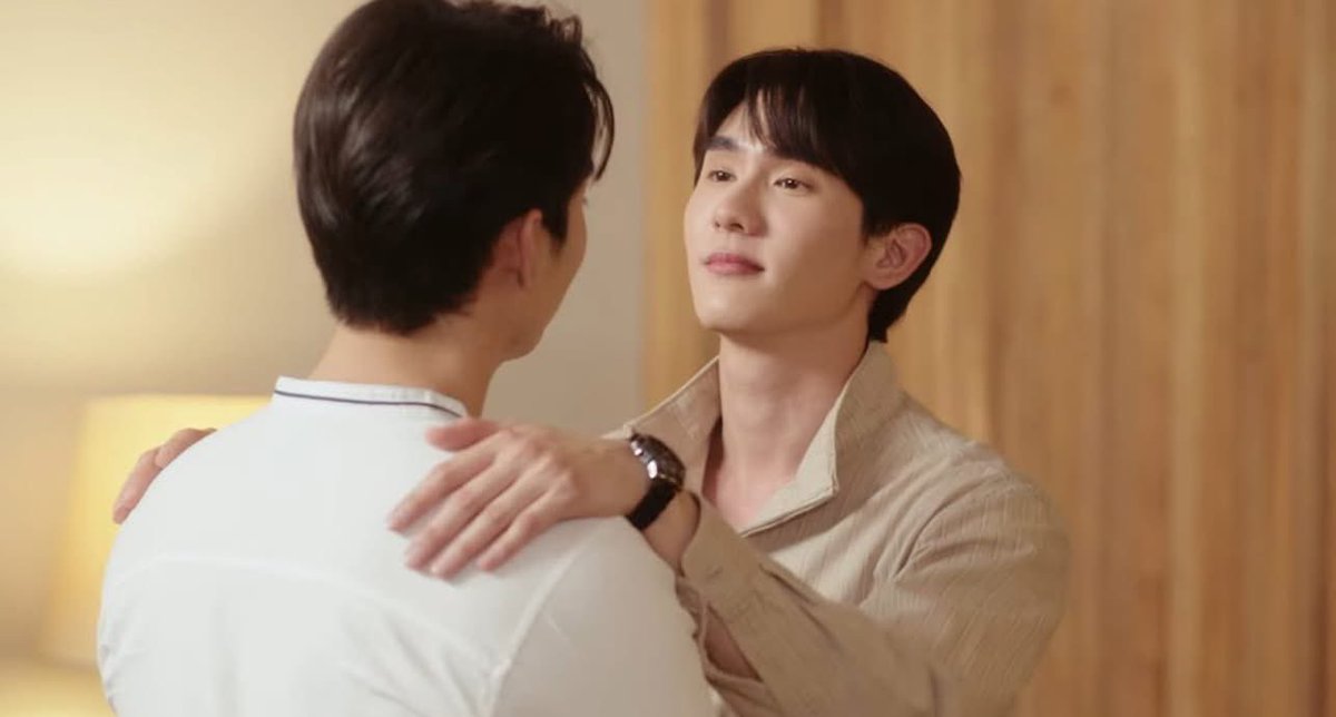 “ฟอส-บุ๊ค” หวานทิ้งท้ายซีรีส์ “ความลับในบทเพลงที่บรรเลงไม่รู้จบ Melody of Secrets” 13 กุมภาพันธ์นี้ ทางช่อง ONE31

#fforce_ #kasibook
#forcebook #ฟอสบุ๊ค
#MelodyOfSecrets
#GMMTV

🔗facebook.com/share/p/1DzGgr…
“ต้นธาร” (บุ๊ค-กษิดิ์เดช) ใช้ชีวิตอย่างคนไม่กล้ามีความสุข