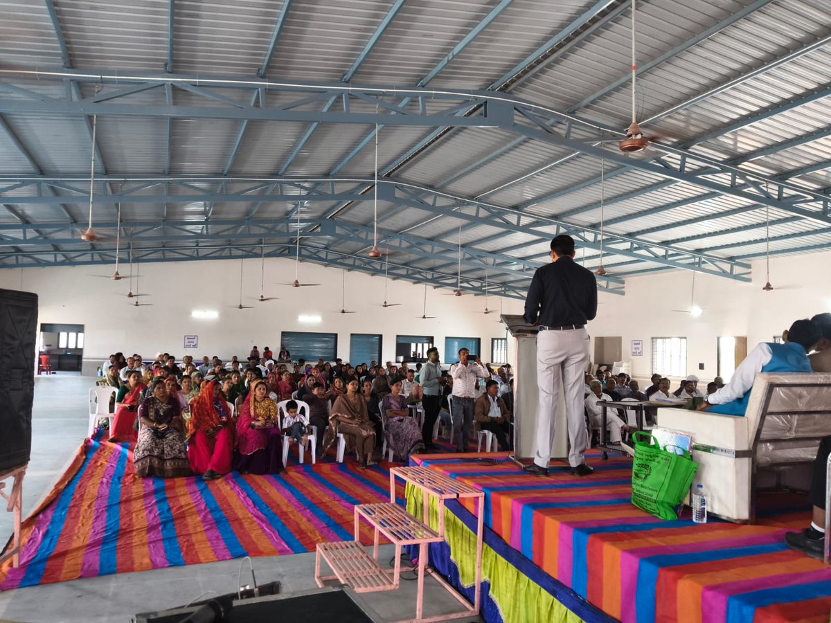 આજરોજ શંખેશ્વર ખાતે પ્રાકૃતિક કૃષિ પરિસંવાદ -વ- પ્રદર્શન કાર્યક્રમ યોજાયો.જ્યાં હાજર રહ્યા.તથા પ્રાકૃતિક ખેતપેદાશોના વેચણકેન્દ્ર નો શુભારંભ કરાવ્યો.

<a href="/CMOGuj/">CMO Gujarat</a> <a href="/CollectorPatan/">Collector Patan</a> <a href="/InfoGujarat/">Gujarat Information</a> <a href="/InfoPatan/">Info Patan GoG</a>