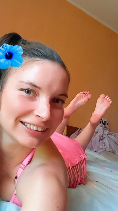Ciao miei amori 😘😘. Condivido con voi il mio splendido sorriso per augurarvi una splendida giornata. Vi amo così tanto ❤️❤️❤️❤️