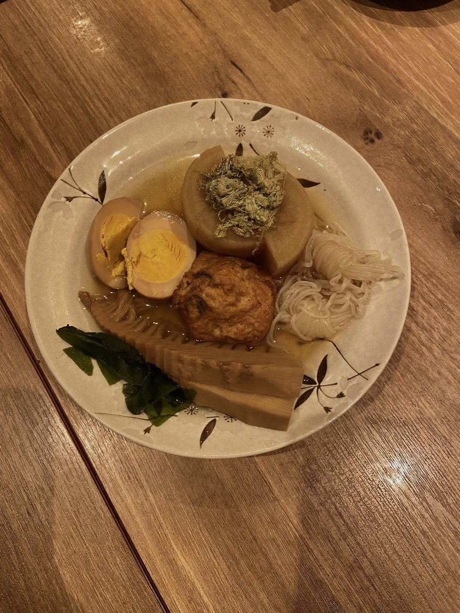 dreams__198's tweet photo. 昨日。あごだしおでん沁みました🍢

#日常垢さんと繫がりたい https://t.co/XC6ibVfbNv
