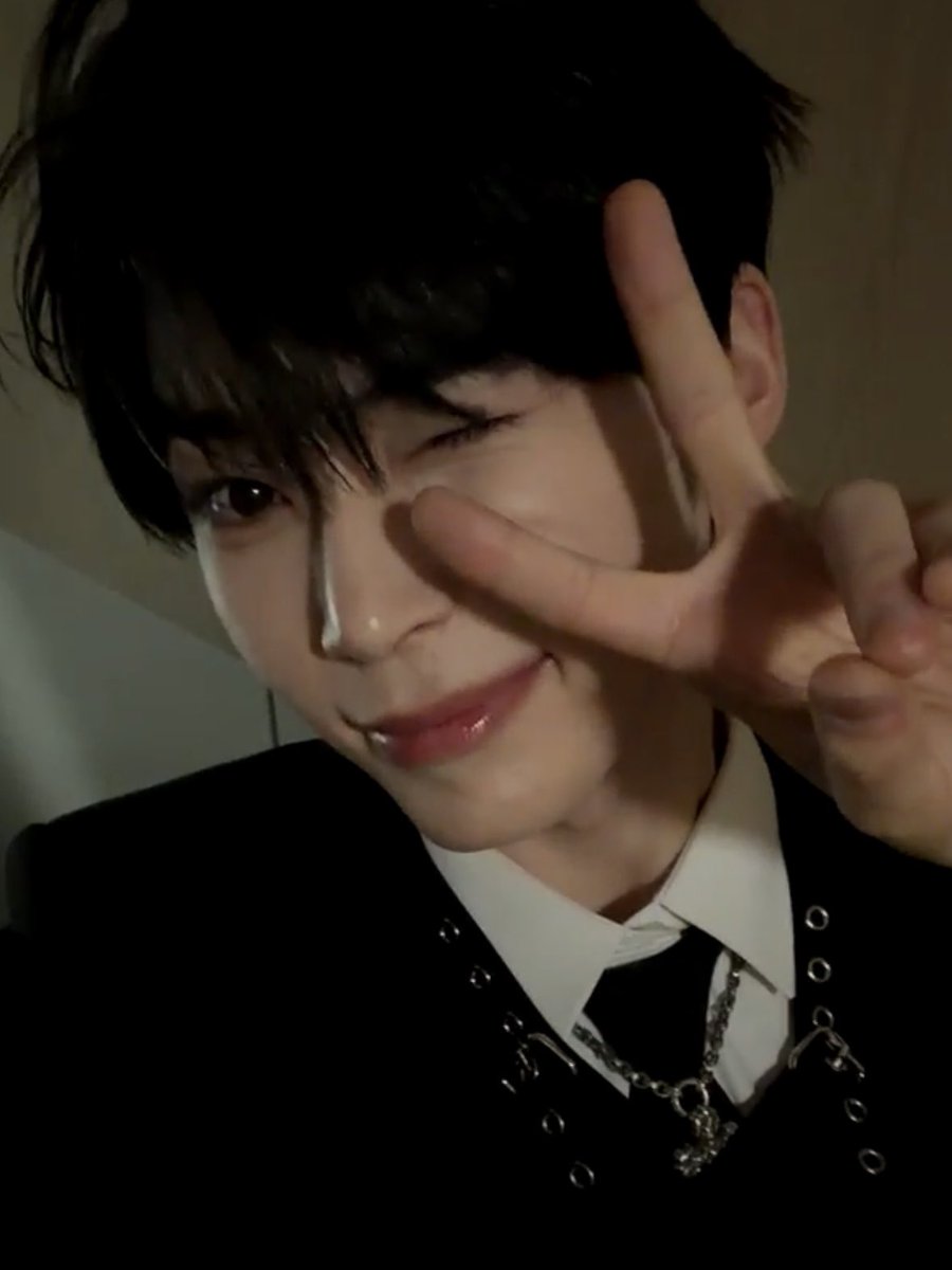 성한빈 얼굴 (@sunghanbinface_) on Twitter photo 