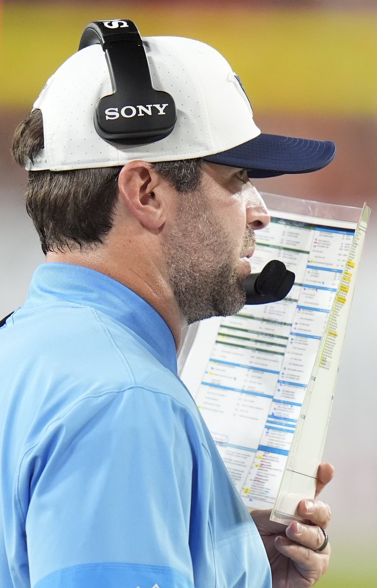 RapSheet's tweet image. The #Giants are hiring former #Titans head coach Brian Callahan as their new QBs coach and passing game coordinator, per me and @MikeGarafolo. 

John Harbaugh continued to round out his staff, adding QB expertise and head coach experience.