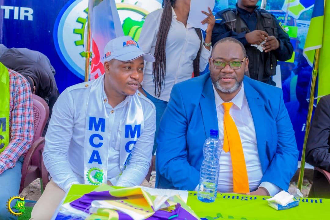 ShekinahKey's tweet image. MCA viva

Trouvez-nous sur le croisement des avenues Ntimasi-08 décembre N•47 Bandalungwa.