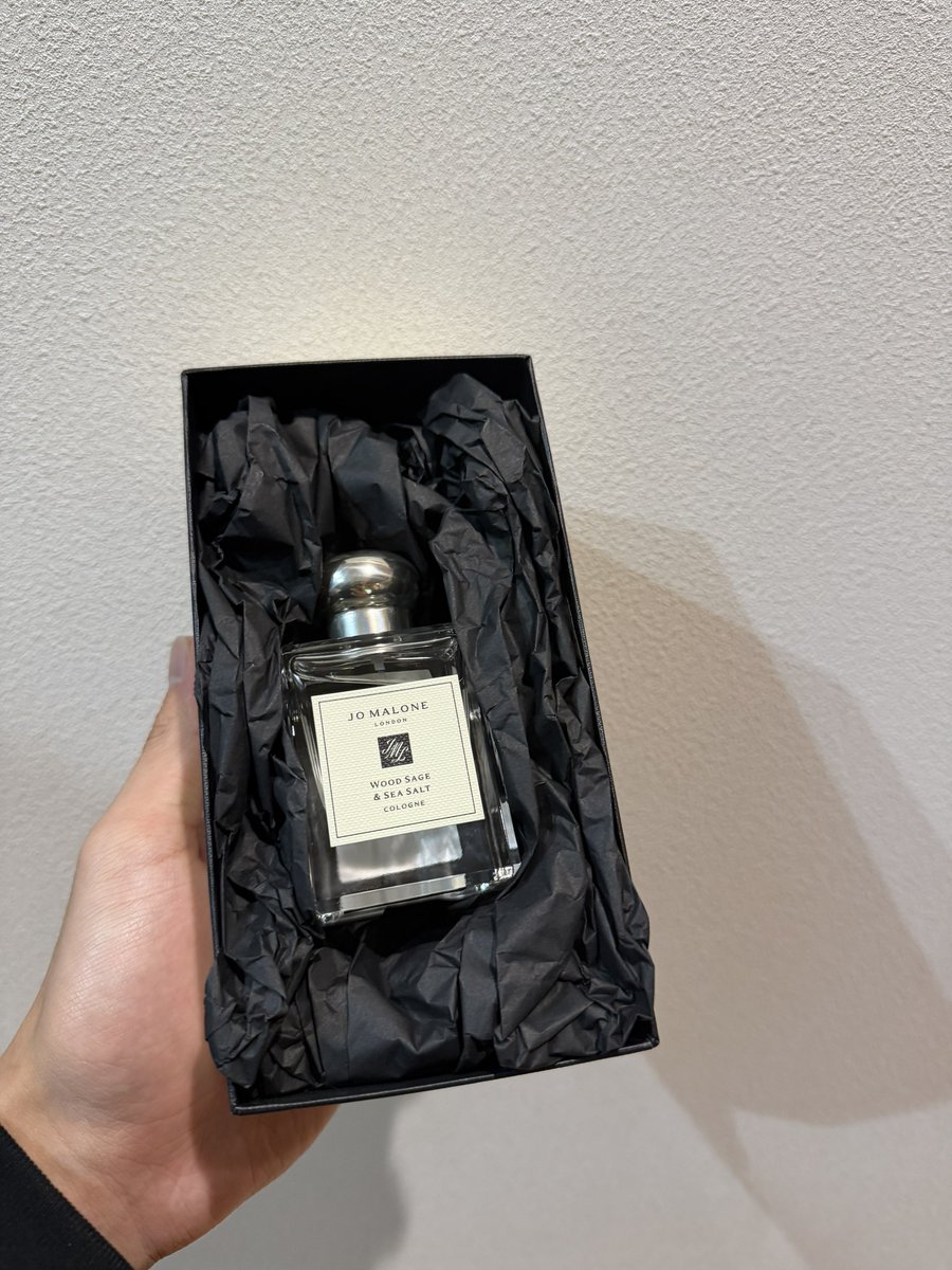 KAOPOP25's tweet photo. 誕生日プレゼントで友達からカズハが使ってる香水買ってもらいました😁
大切に使います。ありがと！
@Hdraemonn 
#LE_SSERAFIM #ルセラフィム 
#KAZUHA #카즈하 #カズハ https://t.co/nrTNzQAf3E