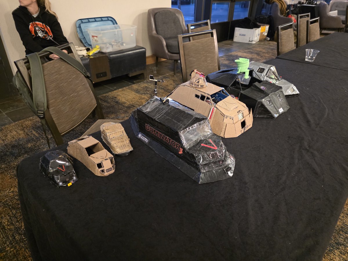 <a href="/ReedTimmerUSA/">Reed Timmer, PhD</a> <a href="/chaser_summit/">NSCS - National Storm Chaser Summit</a>