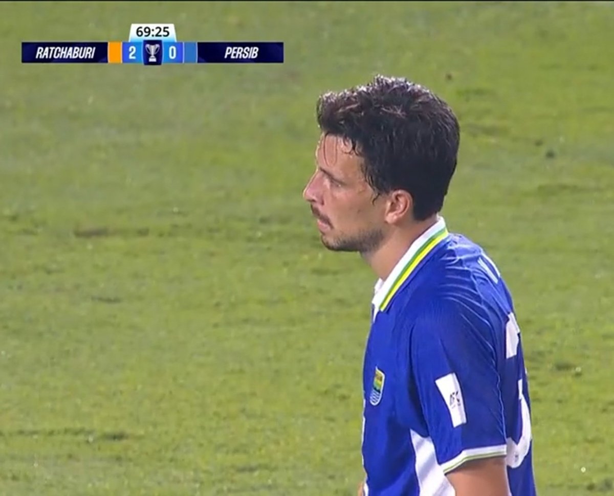 PanditFootball.com tweet media