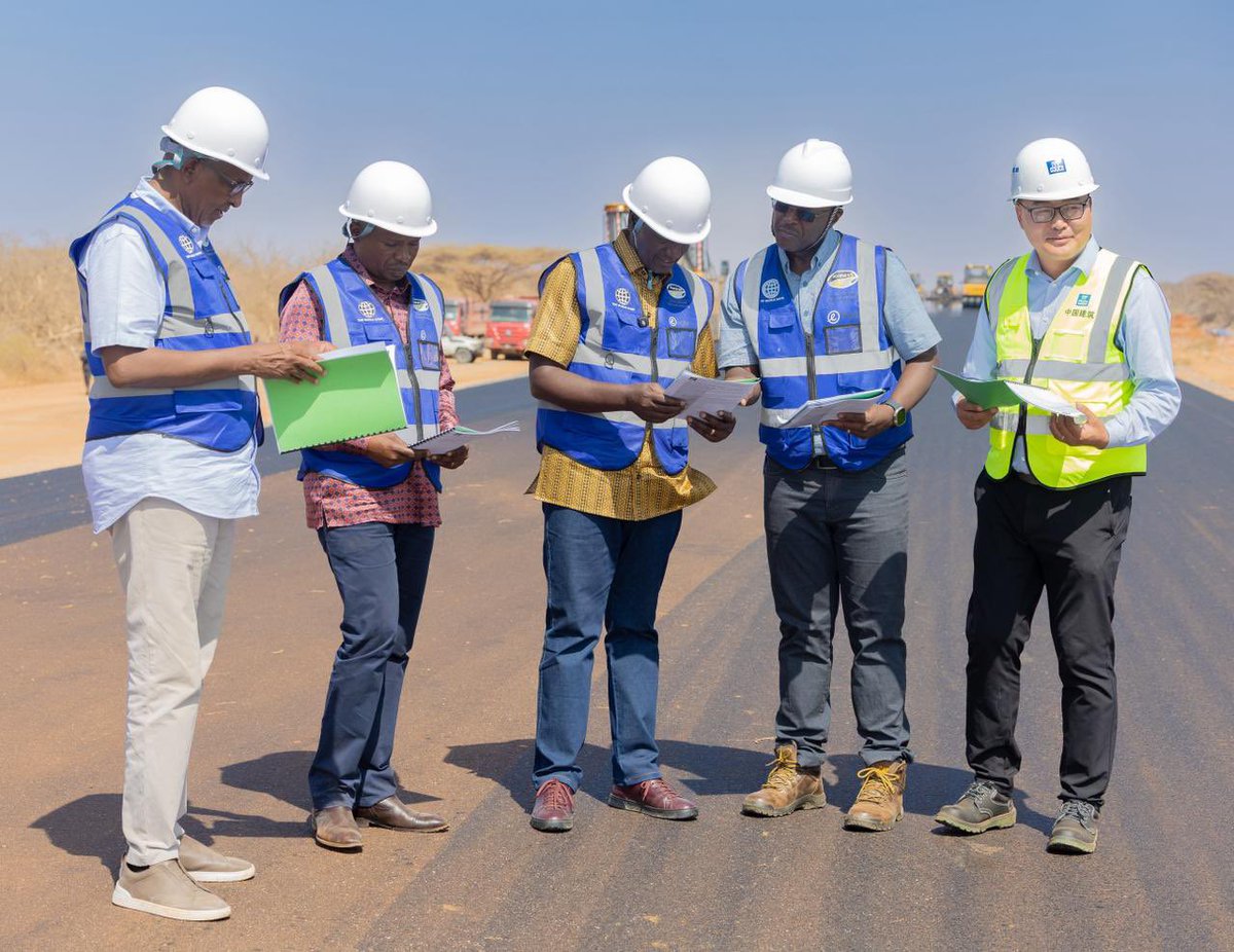 Northern Kenya is where the future of our agriculture lies. The completion of the Isiolo–Mandera and Isiolo–Garissa–Lamu roads will open up the region, actualising our vision of being a food-secure country in the long-run.

Accompanied by Deputy President Kithure Kindiki,