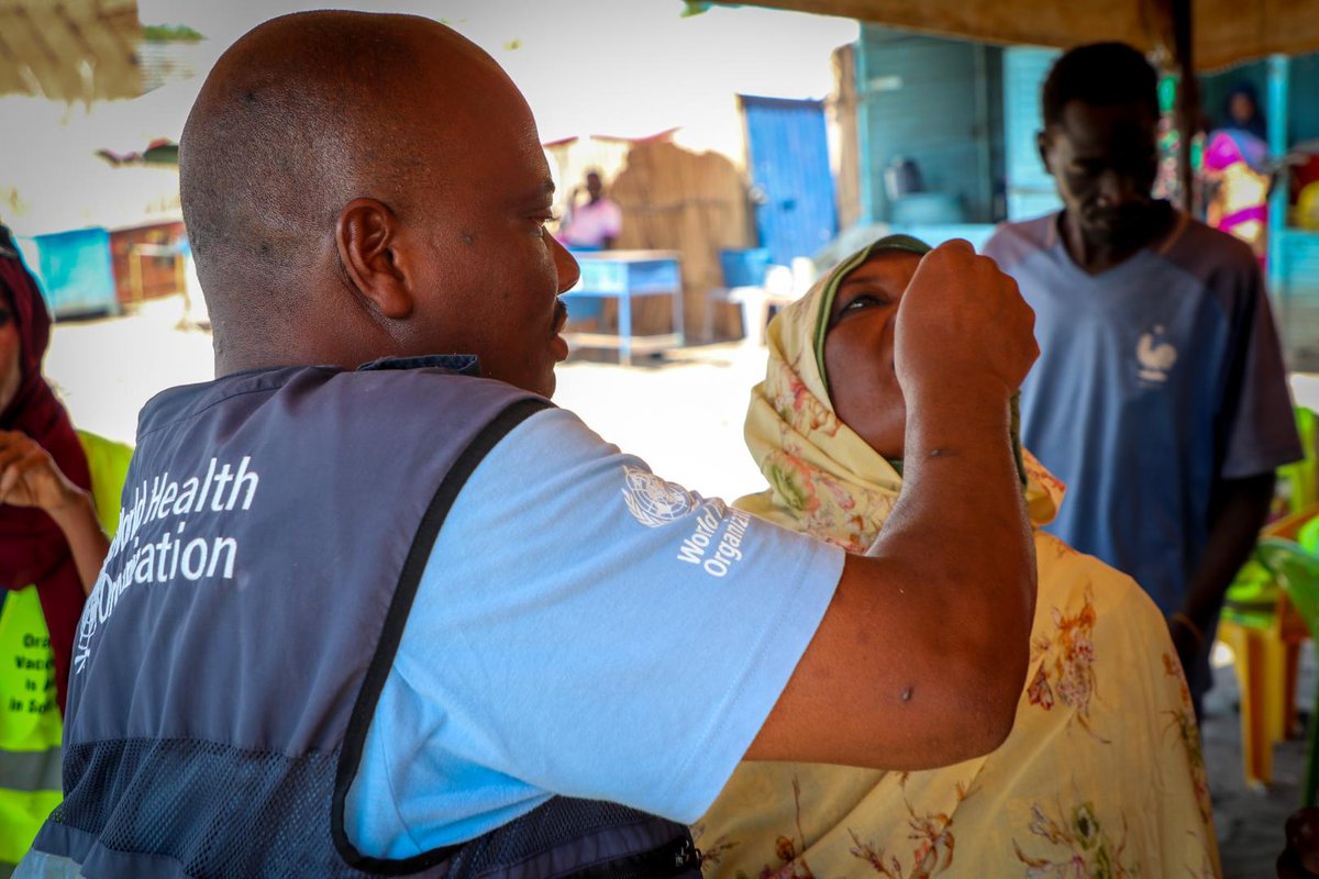 WHOSouthSudan's tweet image. Through rapid, coordinated action, 🇸🇸 has turned the tide against #cholera. Working with @WHO &amp;amp; partners, #MoH activated a response within 24 hrs of outbreak confirmation in Sep 2024—preventing an estimated 94 000 deaths &amp;amp; cutting cases by nearly 90%.

➡️afro.who.int/countries/sout…