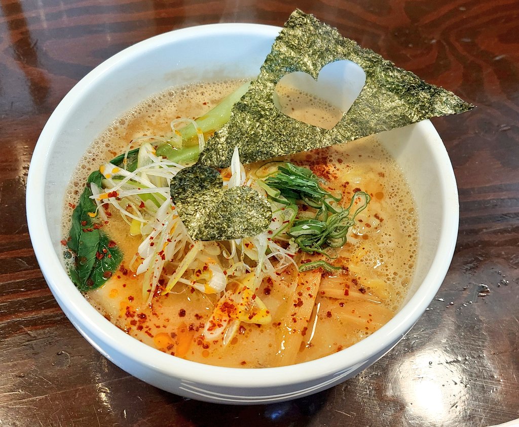 nonnglay's tweet photo. からみそ ラーメン美味しかった🍜 https://t.co/Jin50vig8x
