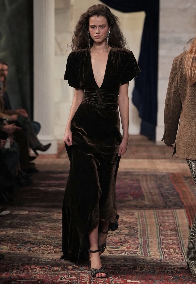 4suunny's tweet photo. Classy 
ralph lauren fw26 https://t.co/P11iNd09zb