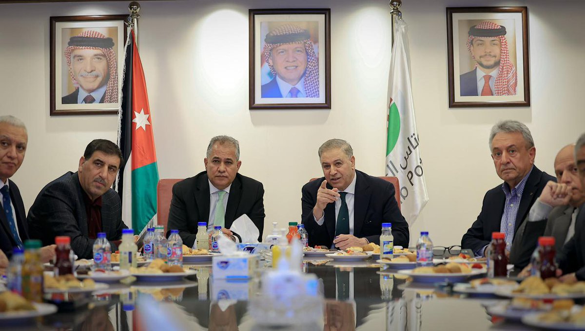 كتلة حزب مبادرة النيابية تزور "البوتاس العربية" وتشيد بأداء الشركة
ومشاريعها الاستراتيجية لتعزيز تنافسية الاقتصاد الوطني وتنمية المجتمعات المحلية
م. أبو هديب : "البوتاس العربية" تدخل مرحلة توسّع صناعي وتعزز حضورها في الأسواق العالمية

استقبل رئيس مجلس إدارة شركة البوتاس العربية،