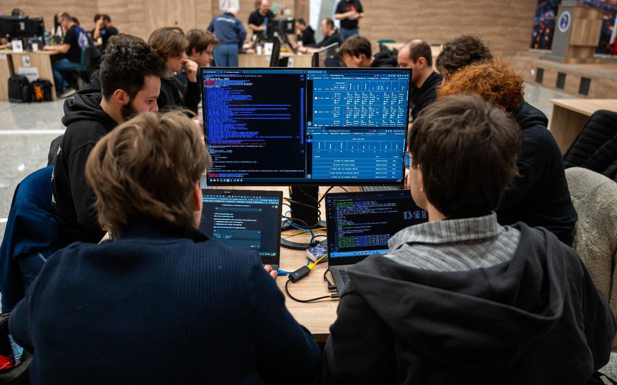 Wojska Obrony Cyberprzestrzeni tweet media