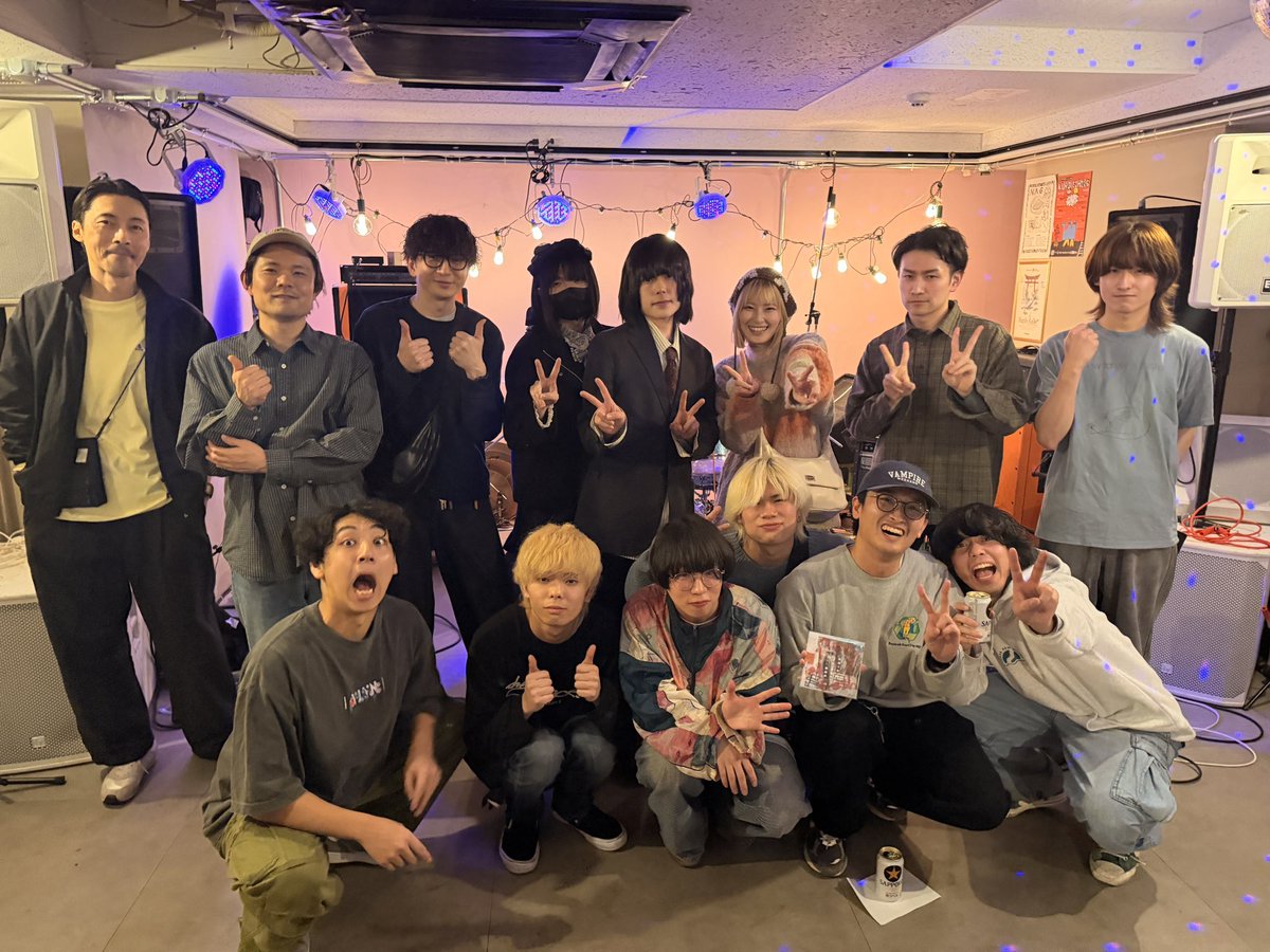 Micro3Bosatsu's tweet image. 三島ROJI有難うございました‼️
これからもっとら面白いことができそうという期待が募る素晴らしい夜でしたb
また今度〜

閏月
足枷
茱萸
対処療法
文化の破壊者
陰と論