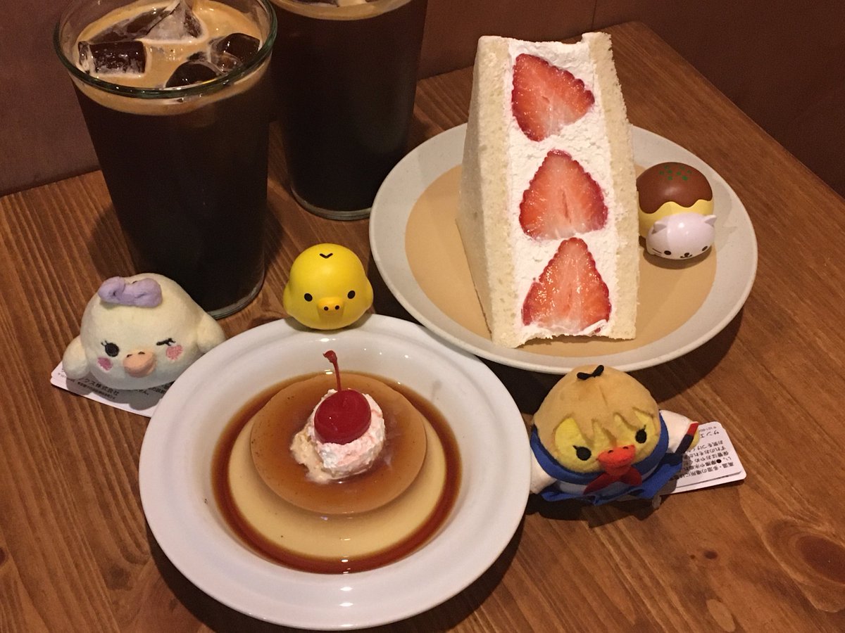 여기 푸딩 아니면 이제 못 먹음